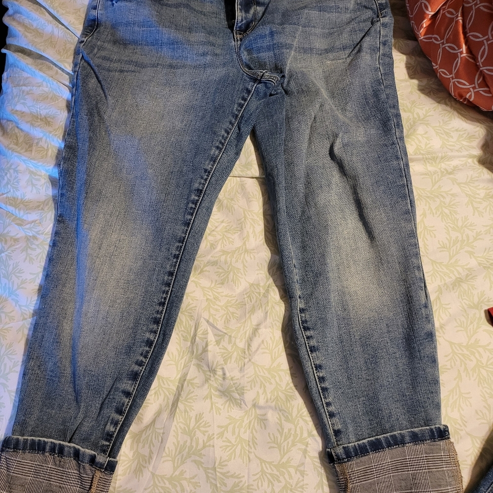 Maurices jeans never worn